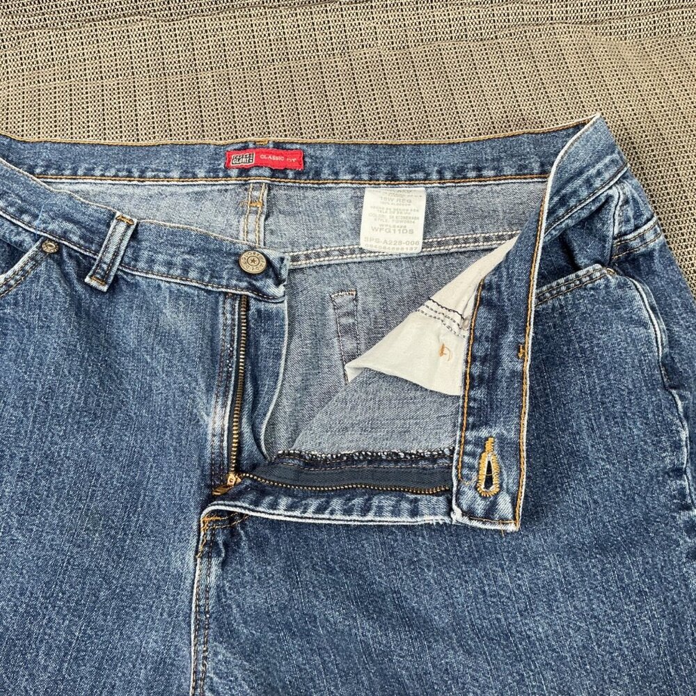 Faded Glory Womens Plus Size 18W Avg Blue Classic Fit Dark Stonewash Denim Jeans - Picture 10 of 10